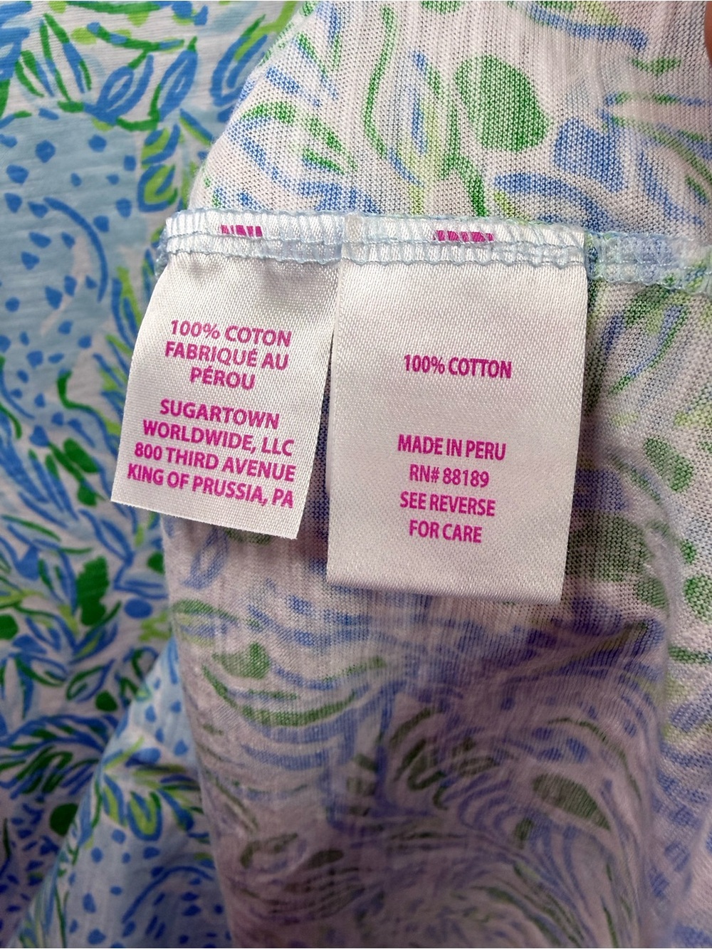 NWT Lilly Pulitzer Etta V-Neck Tee Dandy Lions Hydra Blue, size M - Picture 6 of 8